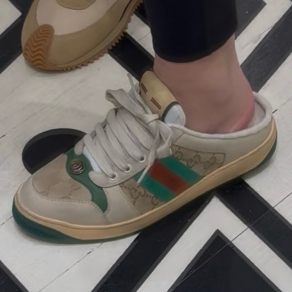 GUCCI WOMEN SCREEN SNEAKER MULE - Picture 3 of 16